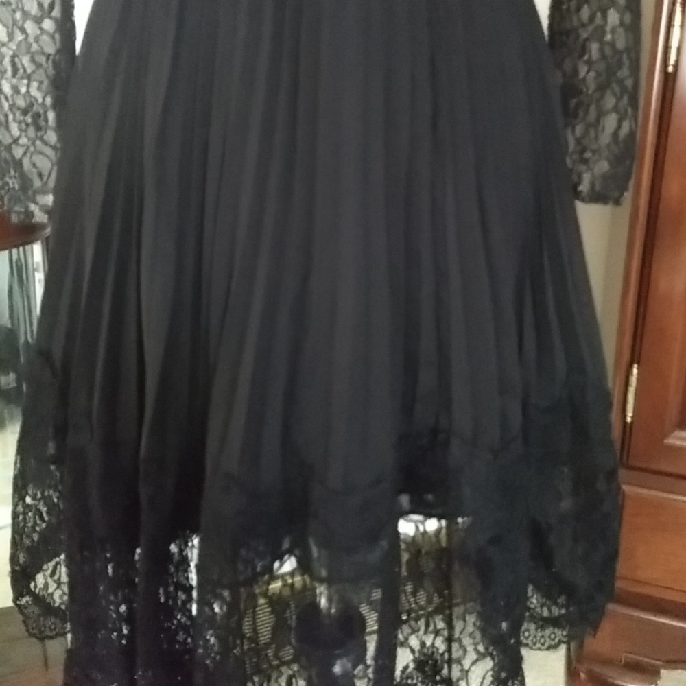 J J House Dress - Picture 5 of 8